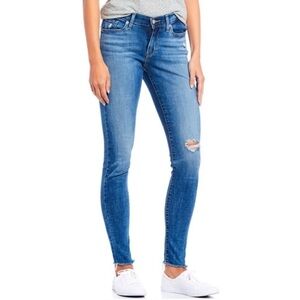 Levi’s Curvy Skinny Jeans NWT